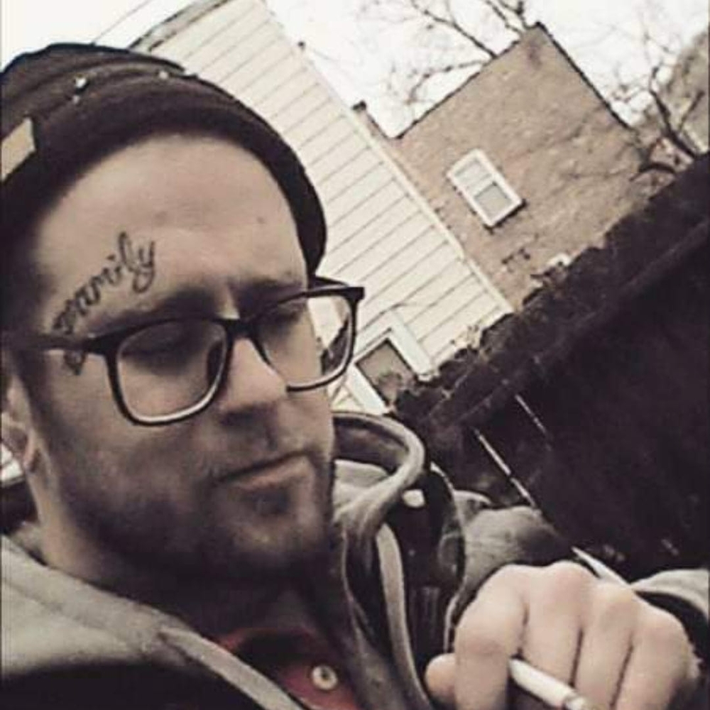 Meet your Posher, Chris